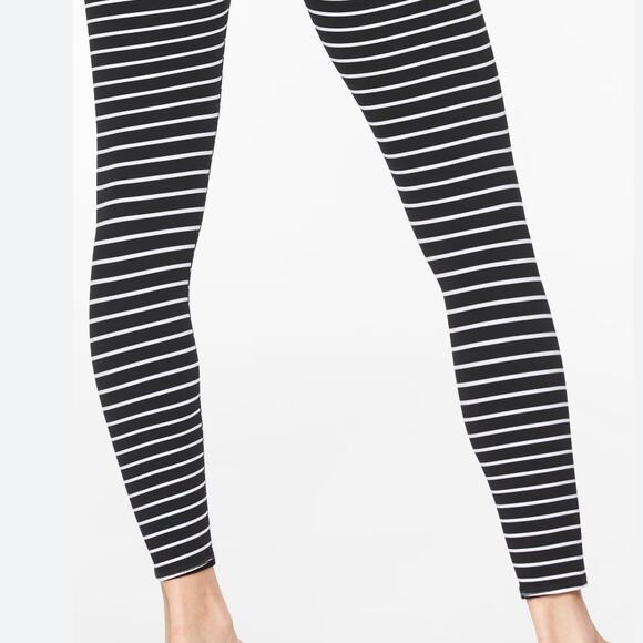Athleta Elation Virasana Stripe 7/8 Tight - Picture 10 of 11